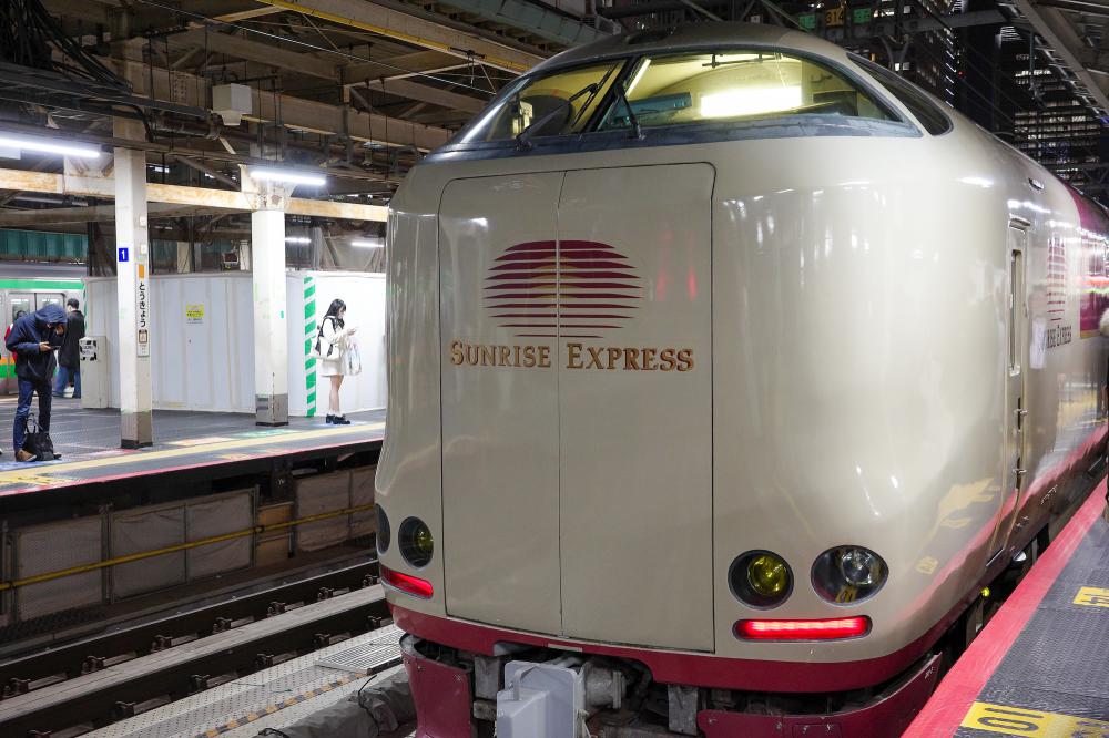 寝台列車に乗って