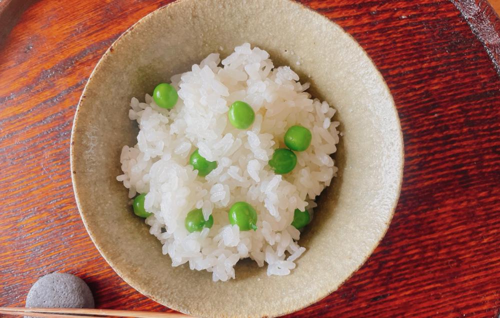 春を味わう一椀、豆ごはん