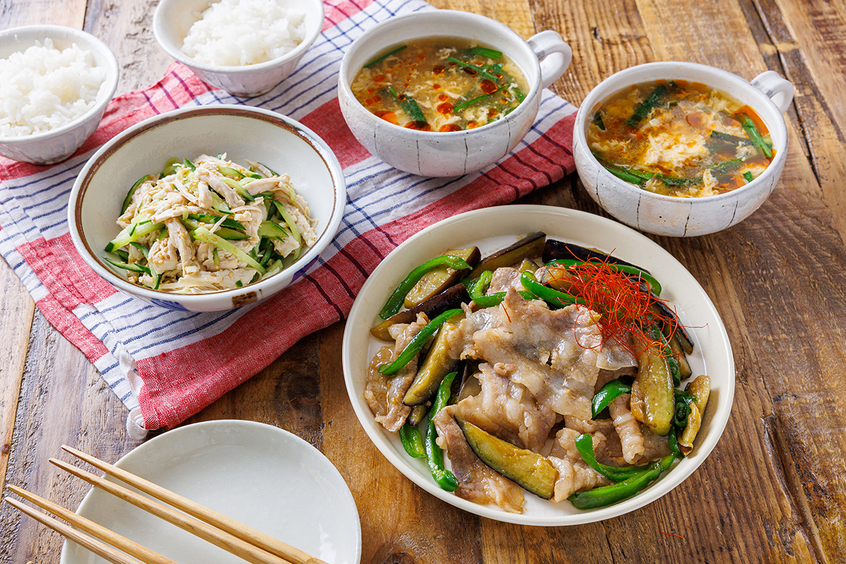 ごはんが止まらない！「豚バラとなすピーマンのオイスター炒め」献立