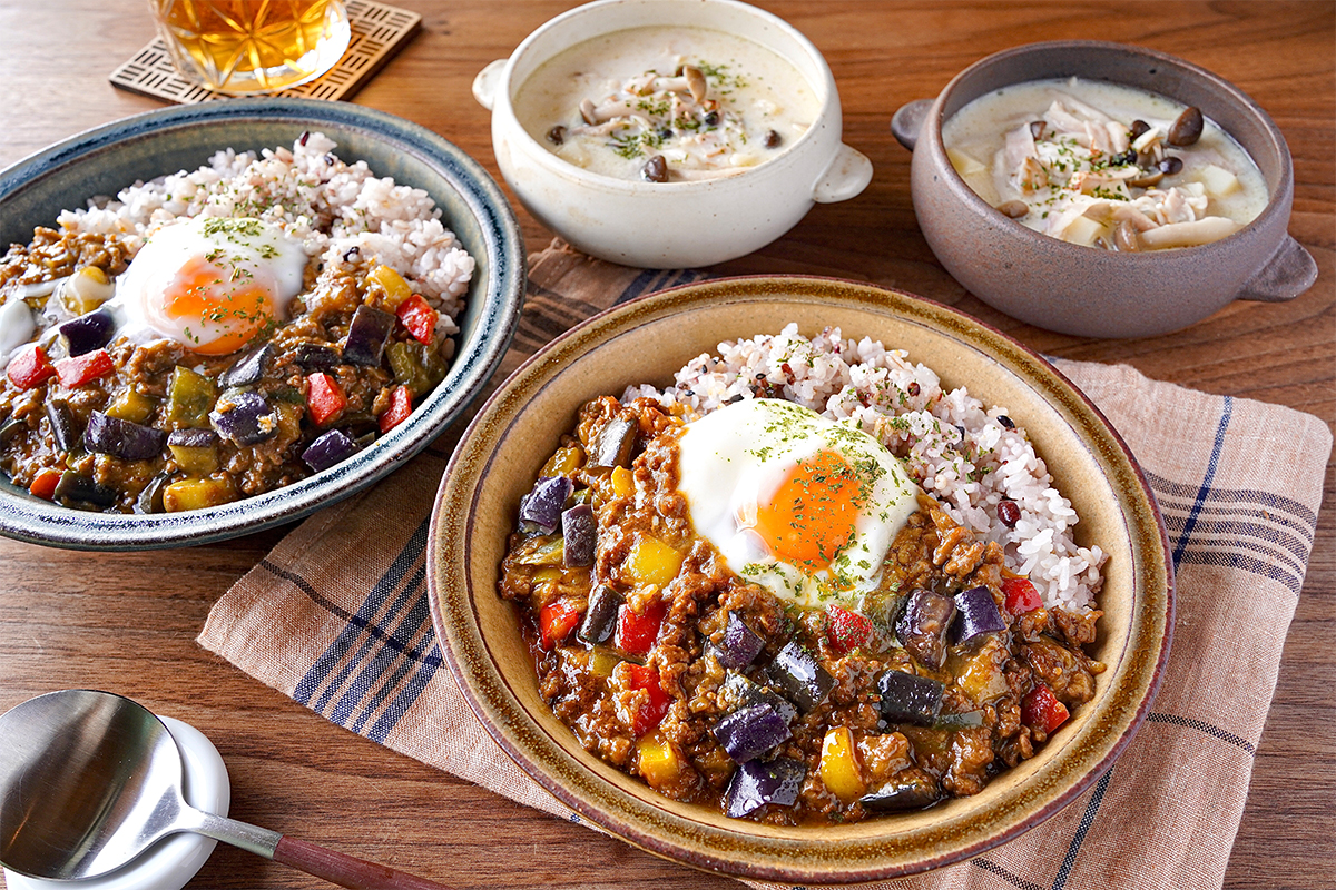食欲そそる！夏野菜たっぷりなすとひき肉のキーマカレー献立